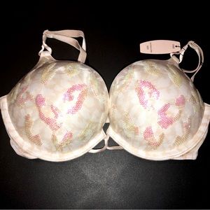 Victoria’s Secret Bombshell Bra Brand New NWT